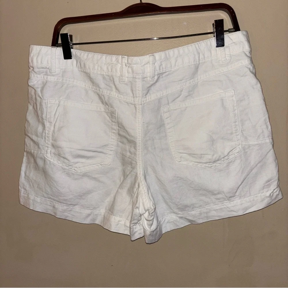 GAP Women's White Linen Cotton Blend Shorts Size 6 Tall